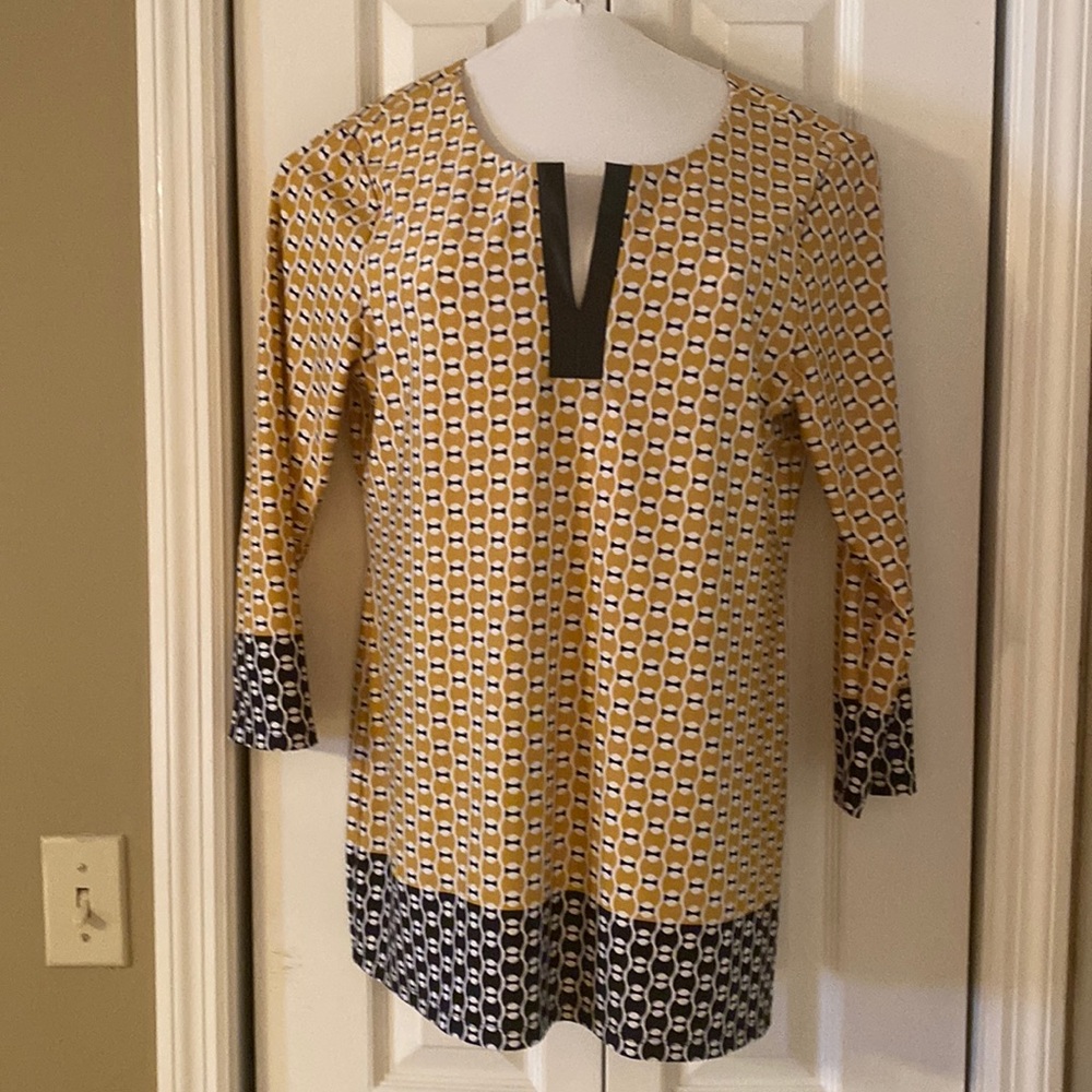 Sunny Leigh tunic length top with 3/4 sleeve